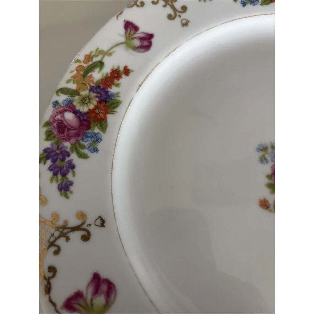 Vintage Renwick Japan Fine China Floral Dinner Plate RNW8 Gold Lattice Trim